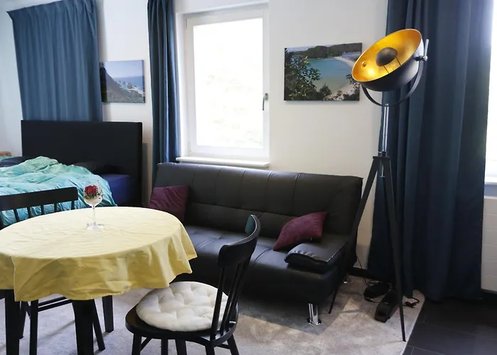 Ein Appartement Und Ein Komfortzimmer In Malsch, Zwischen Karlsruhe, Rastatt Und Baden-Baden